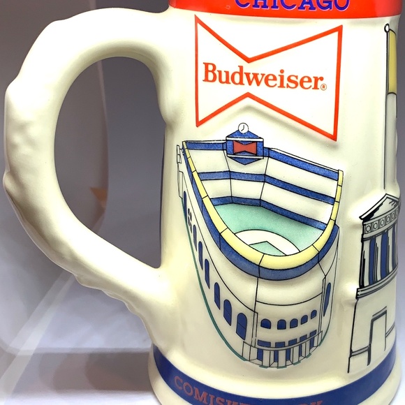 BUDWEISER 1982 VINTAGE CHICAGO BEER STEIN Excellent Condition - Picture 5 of 8